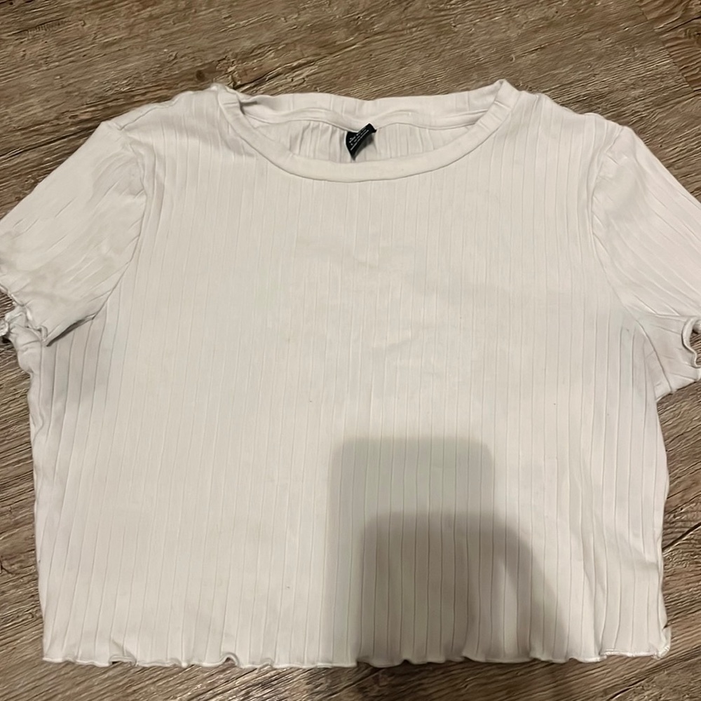 Lettuce Trim Crop Top